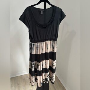 Lola P. Black and Cream Tie-Dye Midi Dress with Scoop Neck
